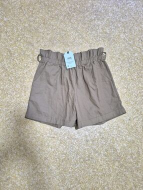 New NiMin High-Waist Green Shorts Size M